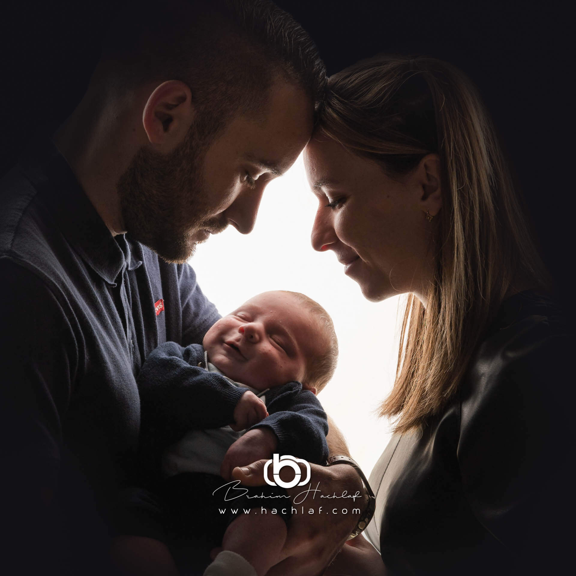 Photo naissance famille studio Nantes